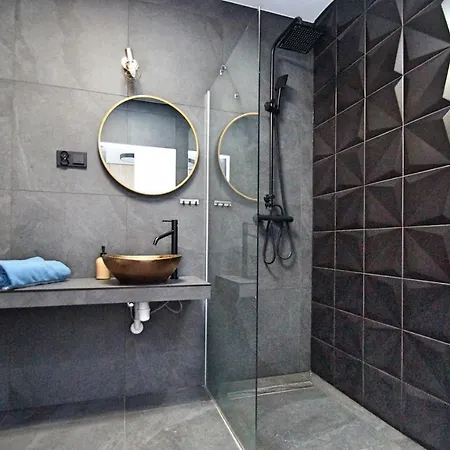 Appartement Katowice, 3 Stawy, Pulaskiego 42, Free Parking