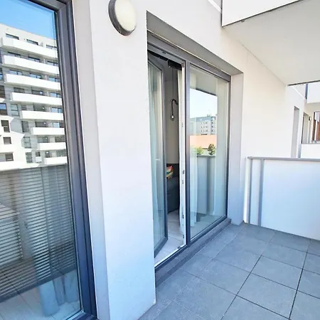 Appartement Katowice, 3 Stawy, Pulaskiego 42, Free Parking *